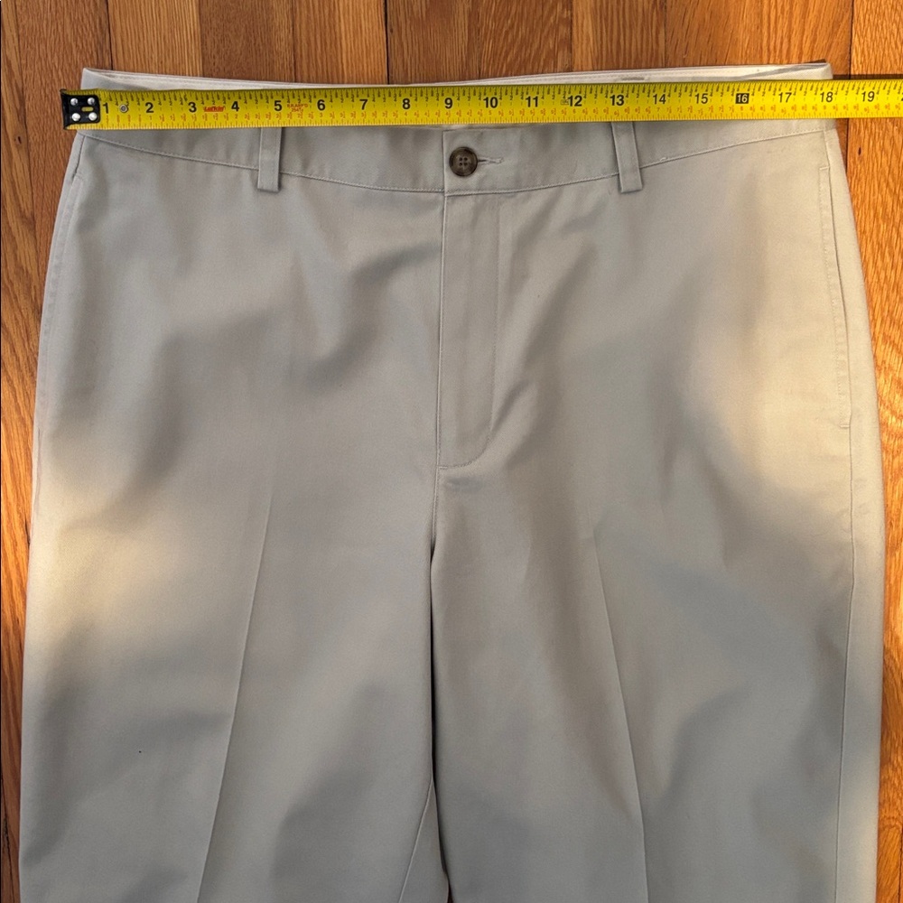 LL Bean Natural Fit 100% cotton flat front khakis in size 36, inseam 32 - Picture 12 of 15